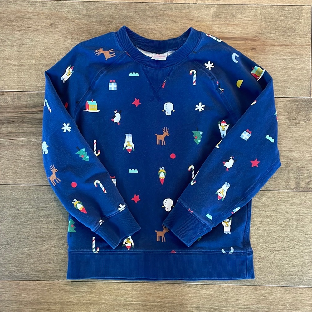 Hanna Andersson, Christmas sweatshirt, size 8, excellent condition